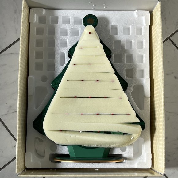 Hallmark 2005 "Christmas At Last!" Countdown Advent Calendar Tree Mini Ornaments - Picture 3 of 15